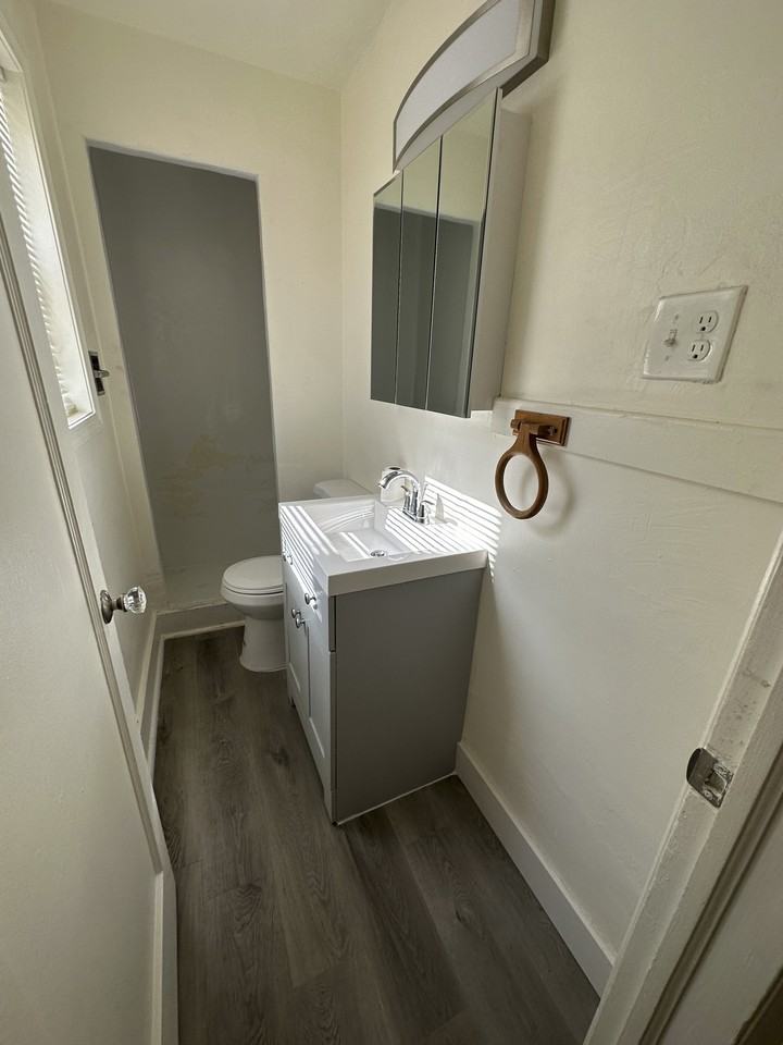 13615 E. Trent Ave - Photo 2 of 19