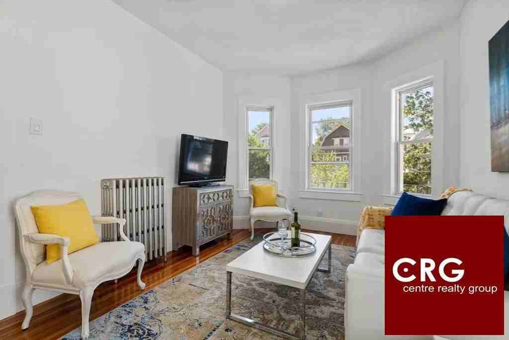 185 Powder House Blvd - Photo 3 of 18