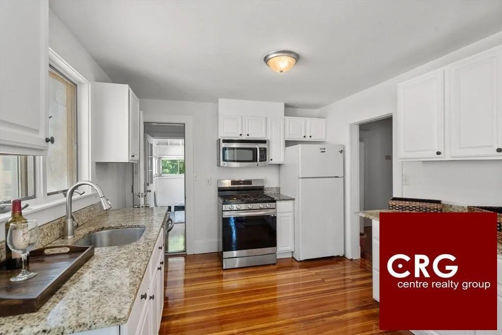 185 Powder House Blvd - Photo 4 of 18