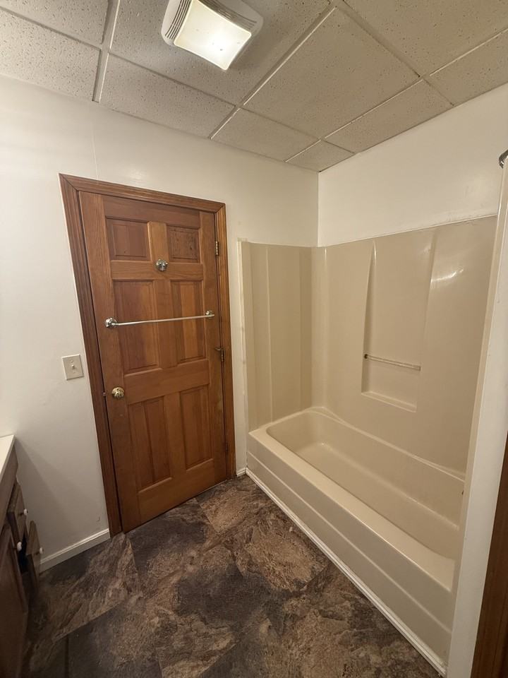 47-49 Foster Street - Photo 4 of 6