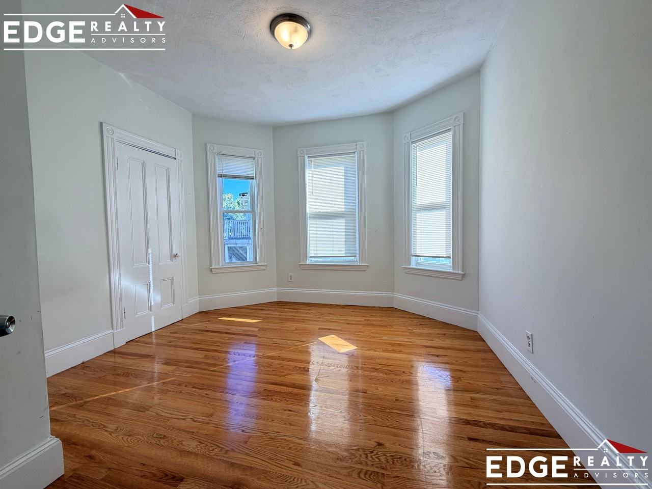 47 Buttonwood St #3 - Photo 5 of 10
