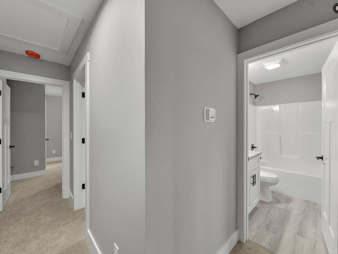 1164 Petes Road - Photo 4 of 8