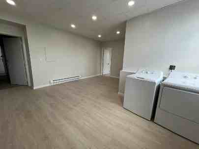 296 Wyoming Avenue - Photo 5 of 10