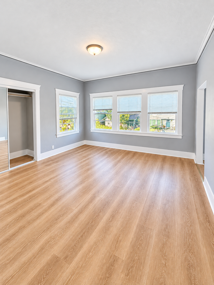 1131 Bella Vista Avenue - Photo 5 of 20