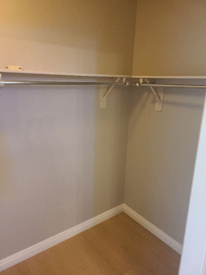 4820 Violet Bay Ct - Photo 5 of 12