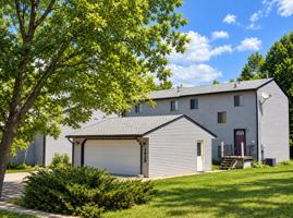 featured image of 1415 11th St W