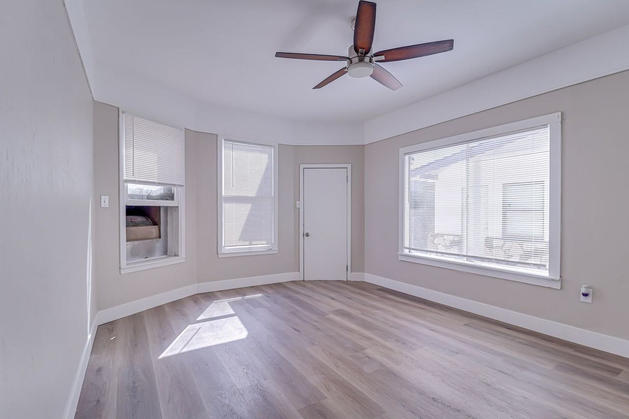 2106 2106 E St - 2106 E St #B - Photo 2 of 14