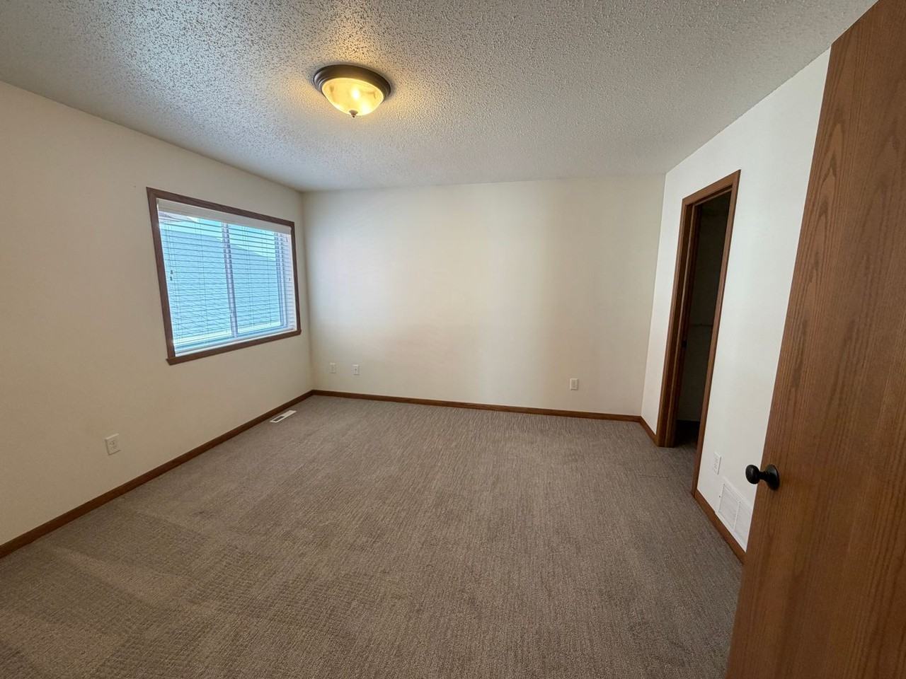 2580 5th St W Apt B - Photo 5 of 20
