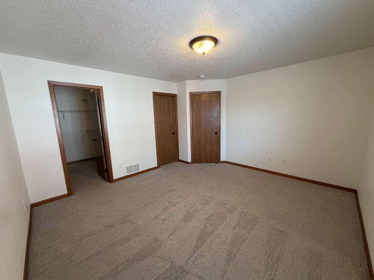 2580 5th St W Apt B - Photo 6 of 20