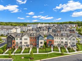 featured image of 101 Porter Ln