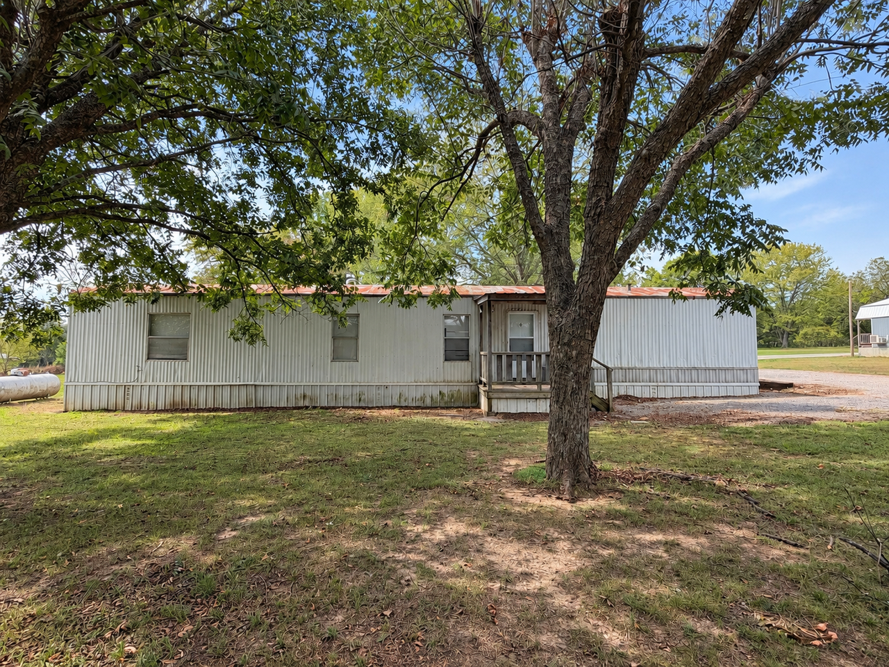 225 Community Dr