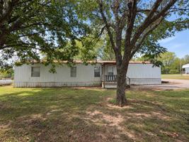 featured image of 225 Community Dr