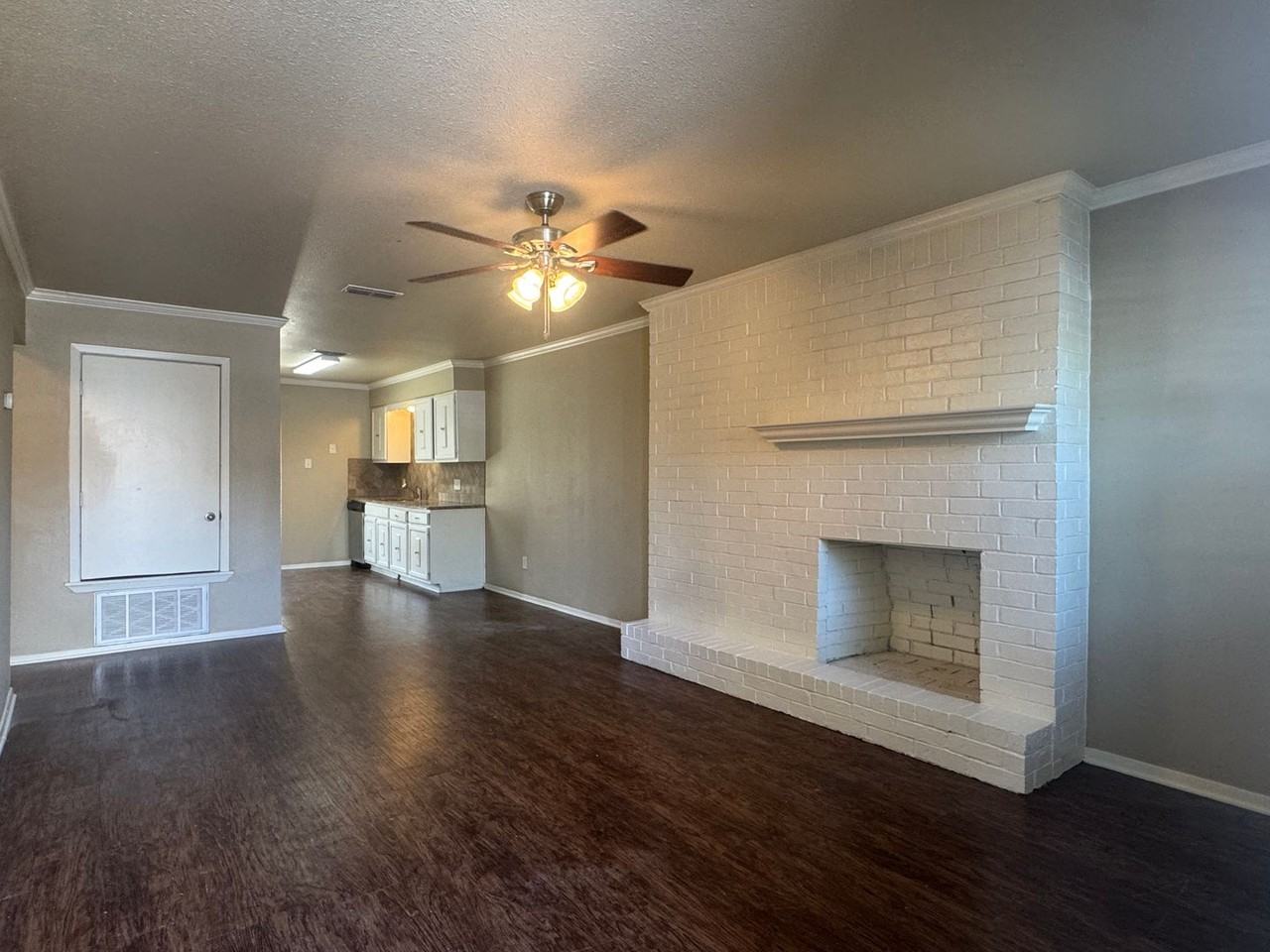 8414 Cambridge Rd #C27 - Photo 3 of 19