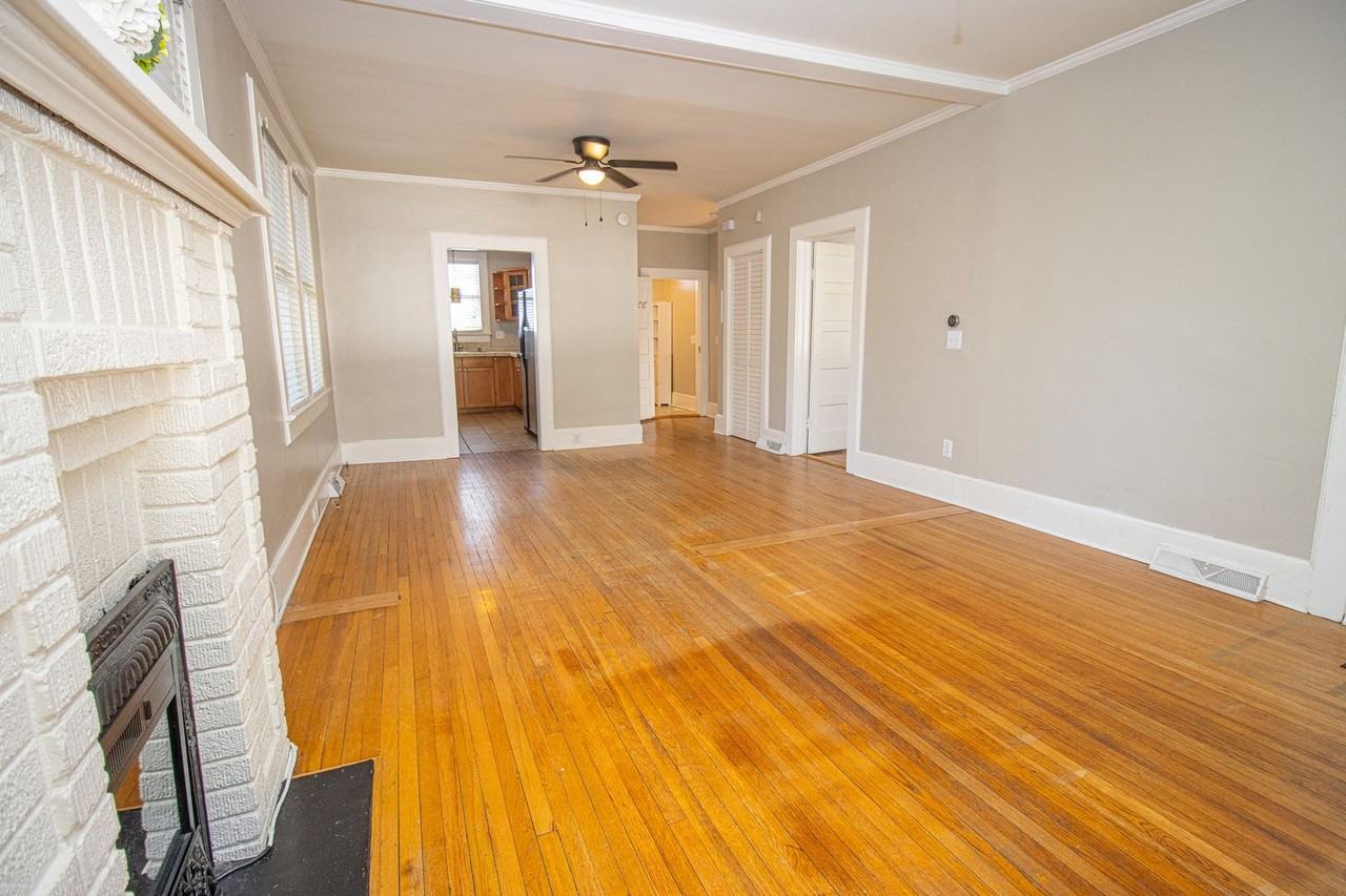 231 S Bull St - Photo 6 of 38
