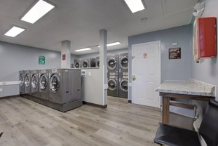 Sheffield Square Apartments - Photo 1 of 1