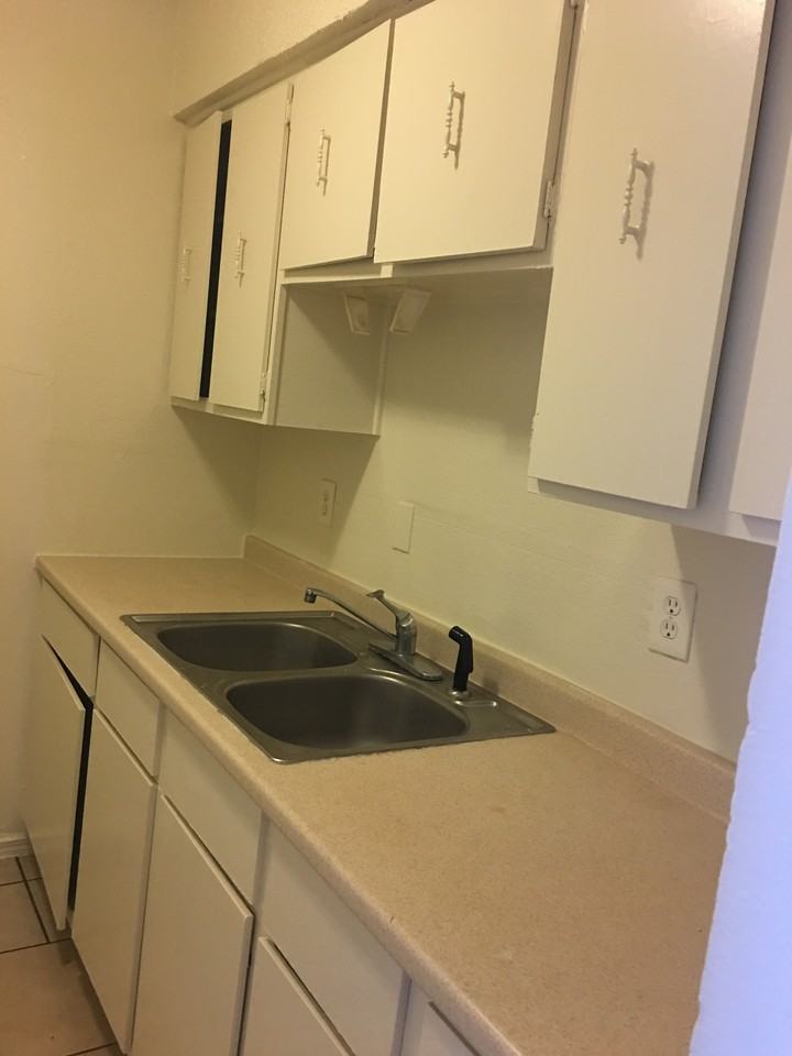 Aristocrat Properties LLC - Photo 4 of 10
