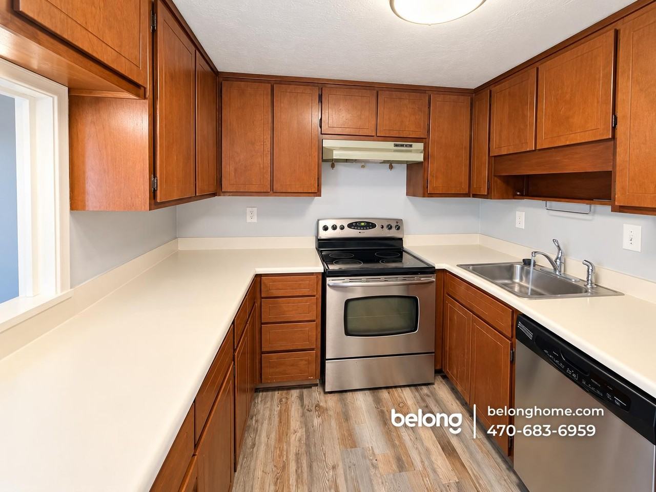 3465 Cobbs Ferry Dr - Photo 2 of 9