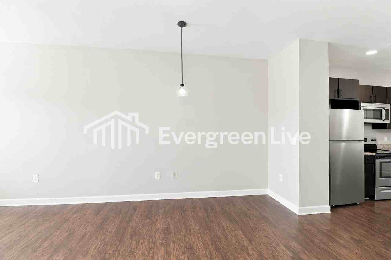12834 Delvin Castle Ct - Photo 3 of 10