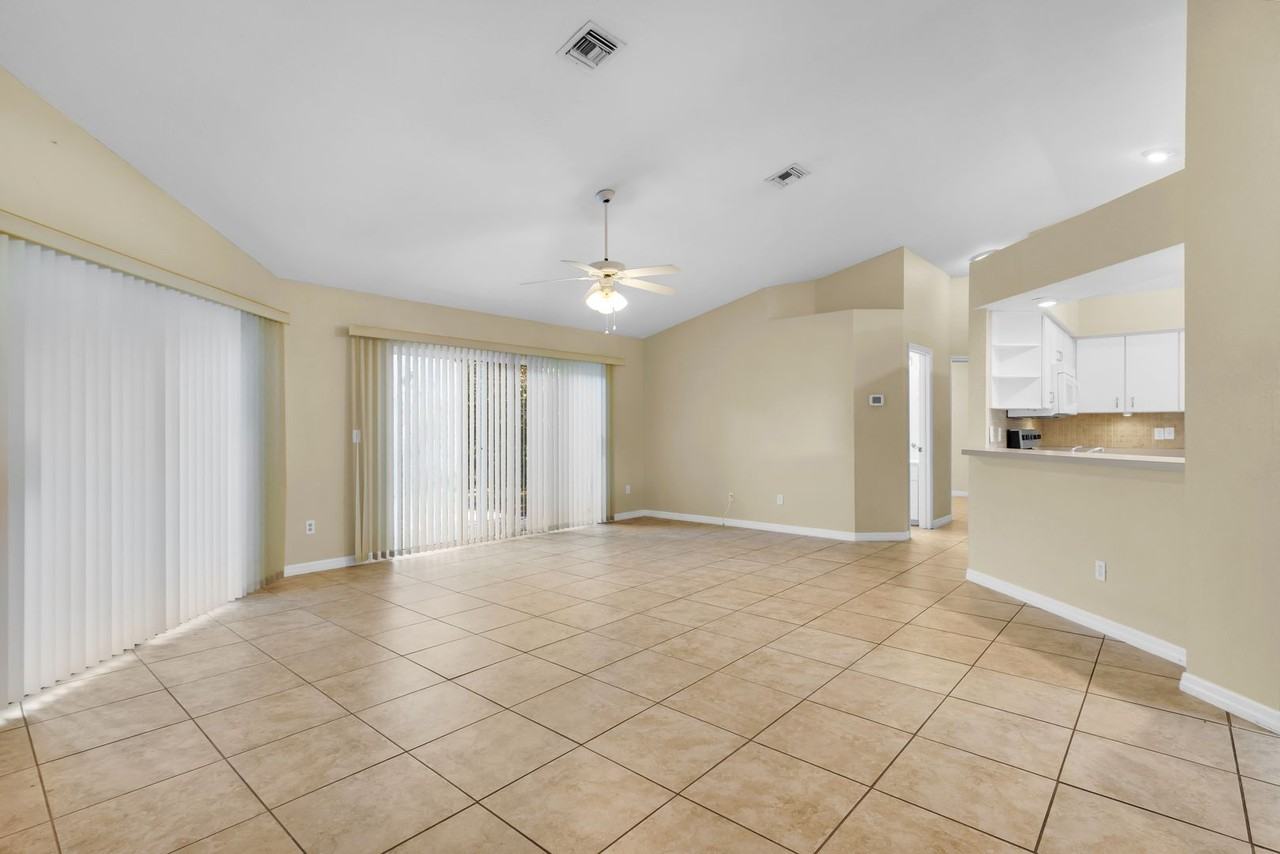 10324 Sw 74th Ter - Photo 3 of 23