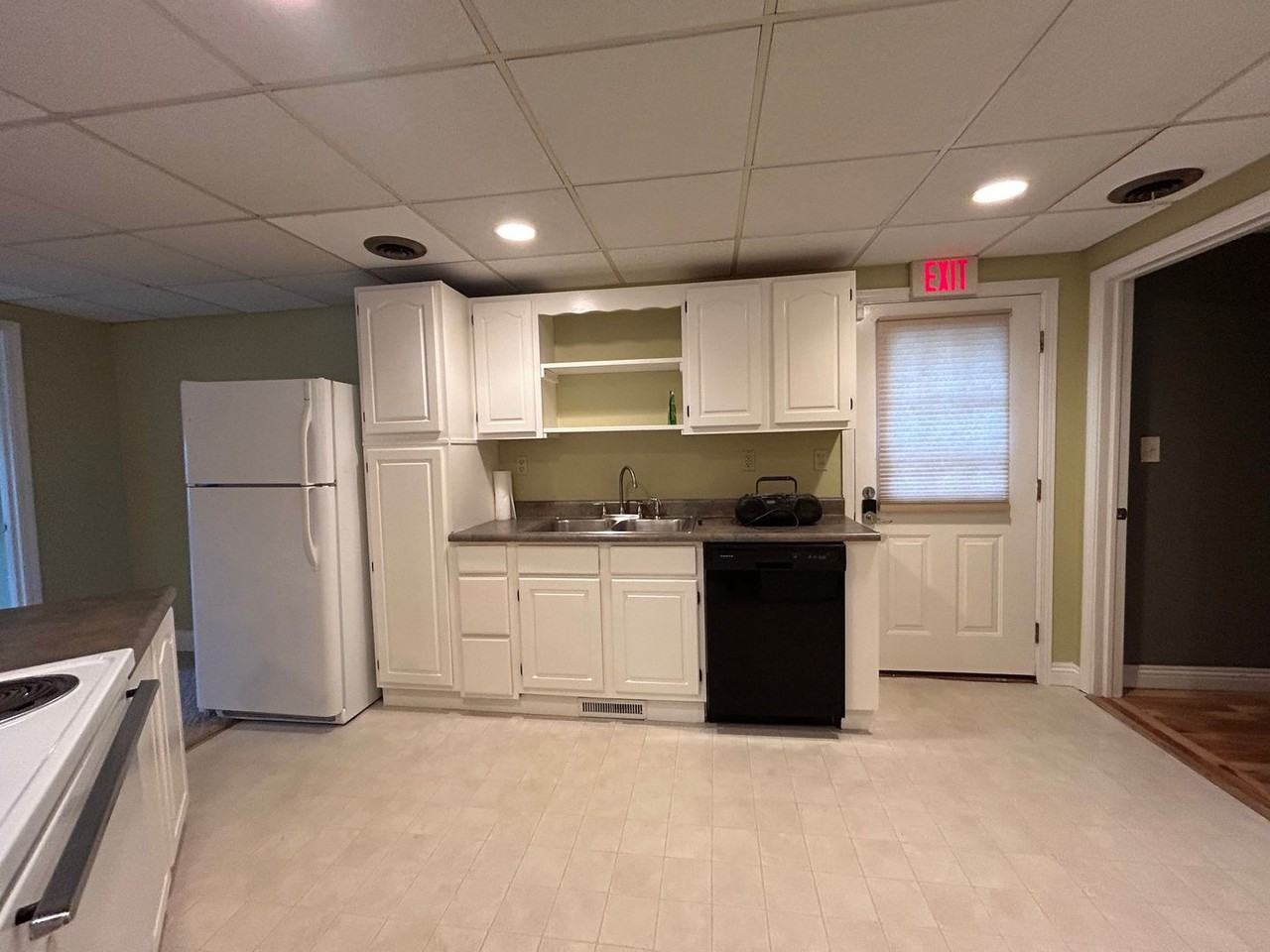1338 Streets Run Rd #1 - Photo 6 of 12