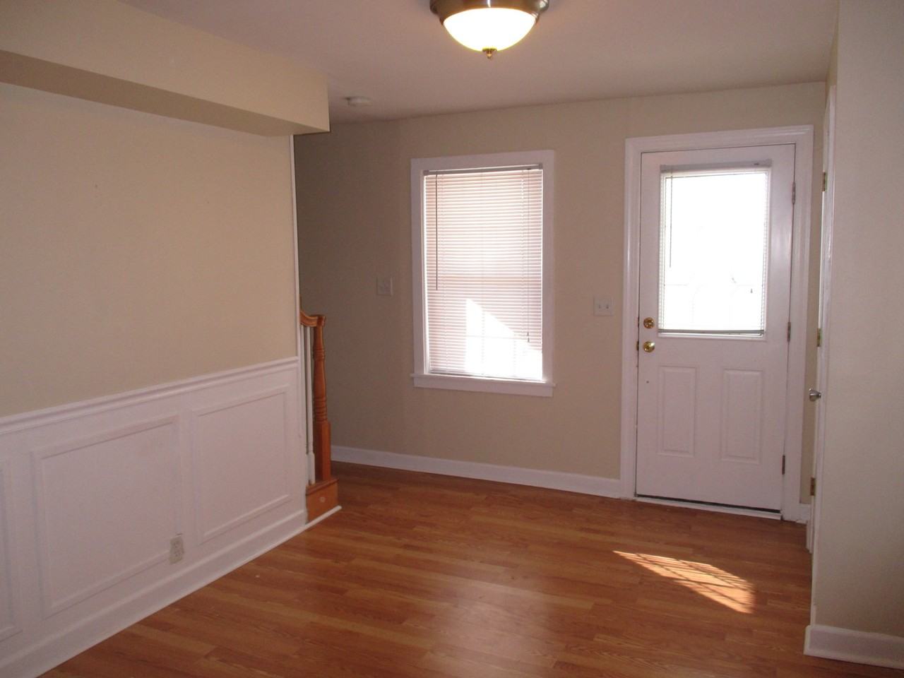 3539 Falls Rd - Photo 3 of 27