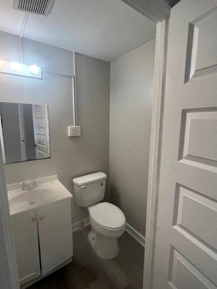 2616 Marion St - Photo 7 of 19