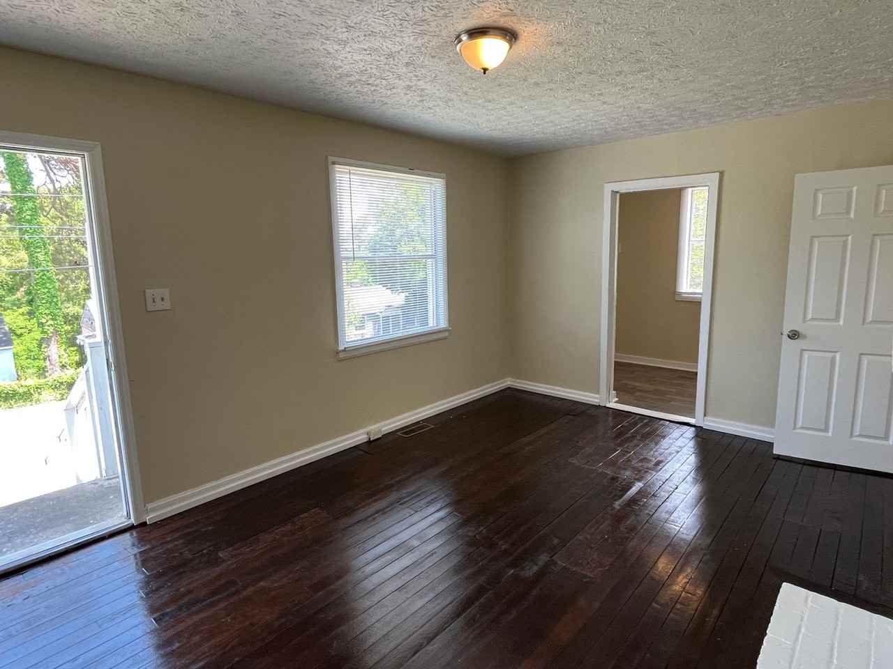52 Mathews St - Photo 5 of 22