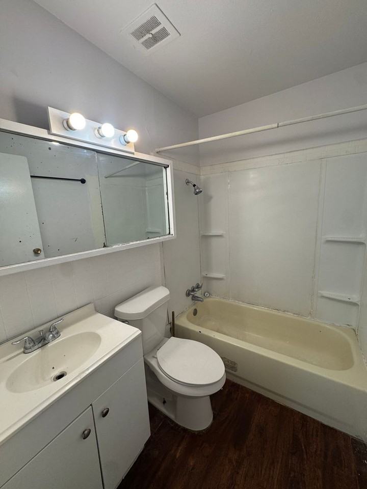 1207 Mimosa Ln - Photo 7 of 10