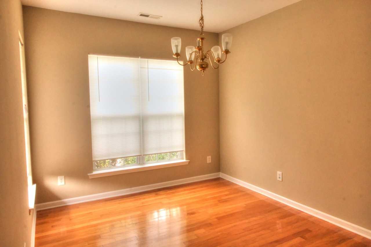 4 Moonstone Ct - Photo 4 of 13