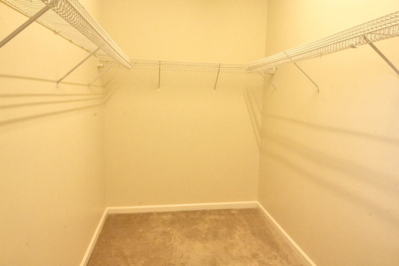 4 Moonstone Ct - Photo 7 of 13