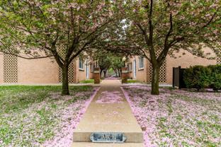 5086 Waterman Blvd - Photo 1 of 1
