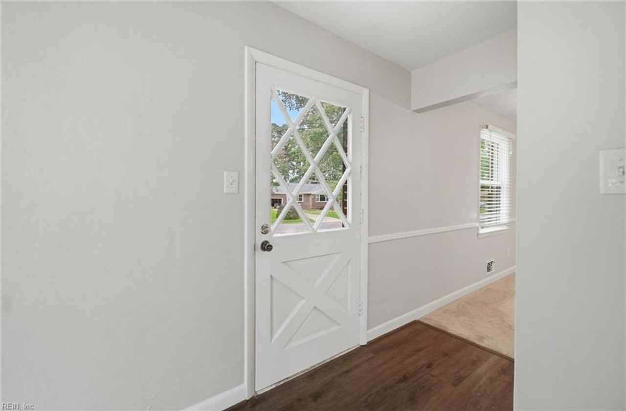 1912 Frizzell Dr - Photo 6 of 43