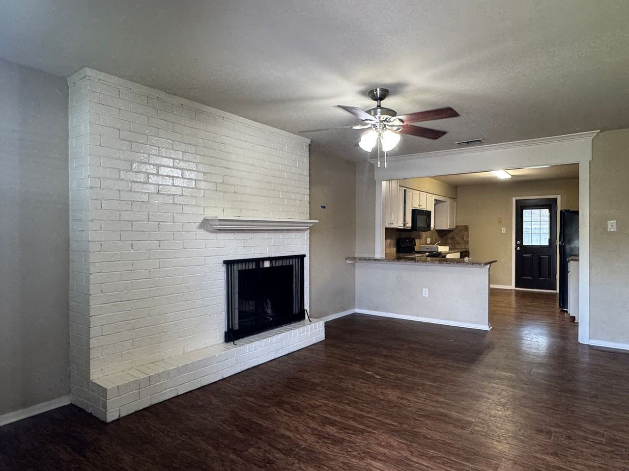 8414 Cambridge Rd #C22 - Photo 3 of 20