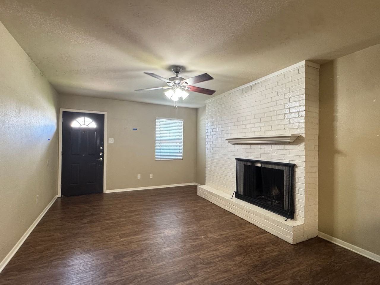 8414 Cambridge Rd #C22 - Photo 4 of 20