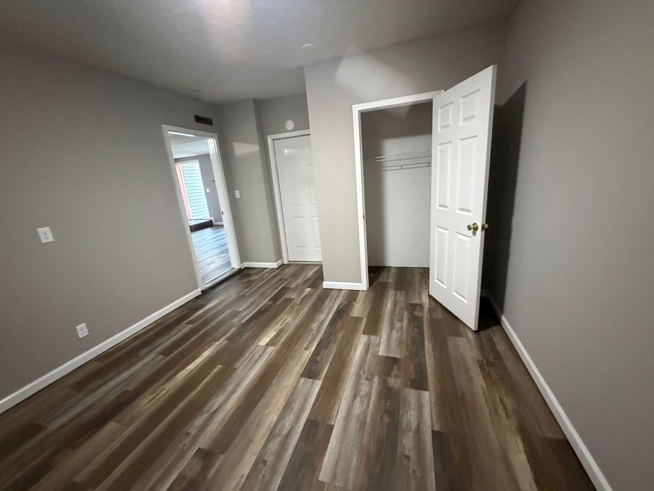 4615 W Knox Dr - Photo 4 of 11