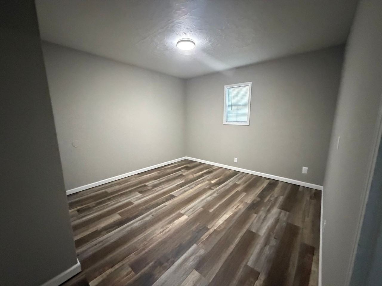 4615 W Knox Dr - Photo 5 of 11