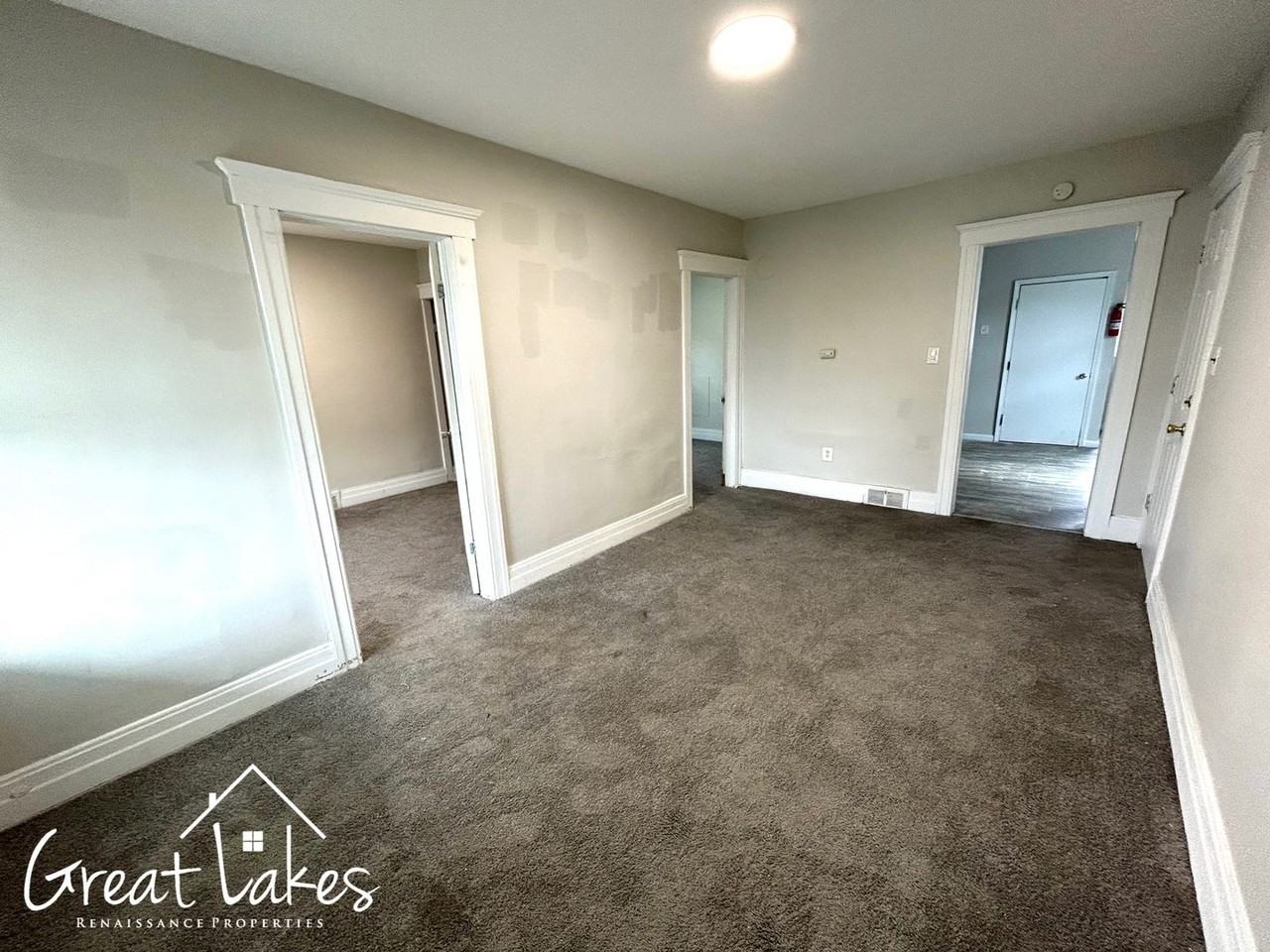12120 Saint Aubin St - Photo 7 of 11