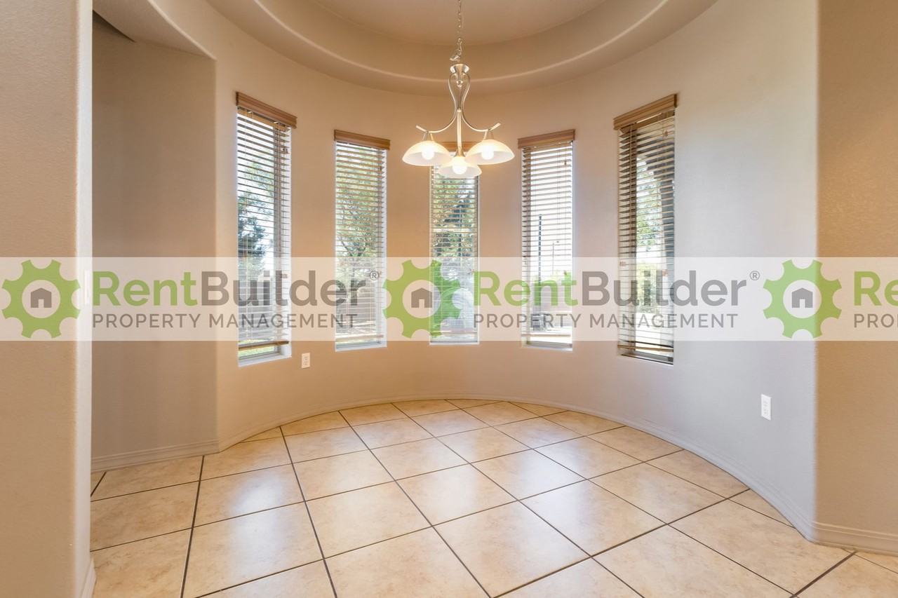 2804 Vista De Colinas Ct Se - Photo 7 of 26