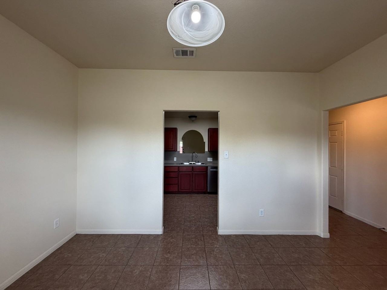 2900 Alamocitos Creek Dr - Photo 7 of 36