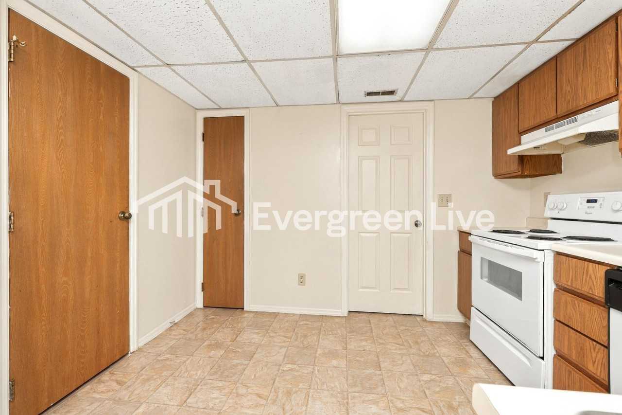 6428 Appleseed Pl - Photo 6 of 15