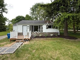 featured image of 359 Lochaven Rd