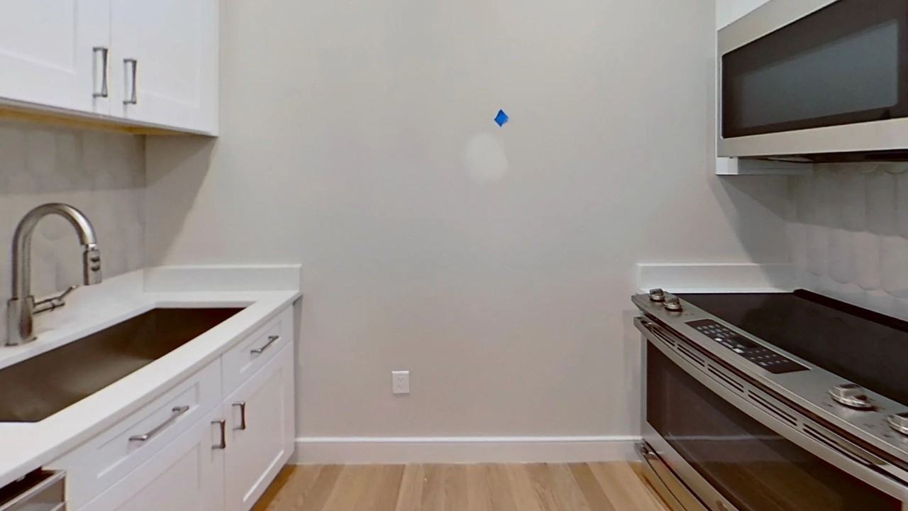 106A Warren St - Photo 4 of 8