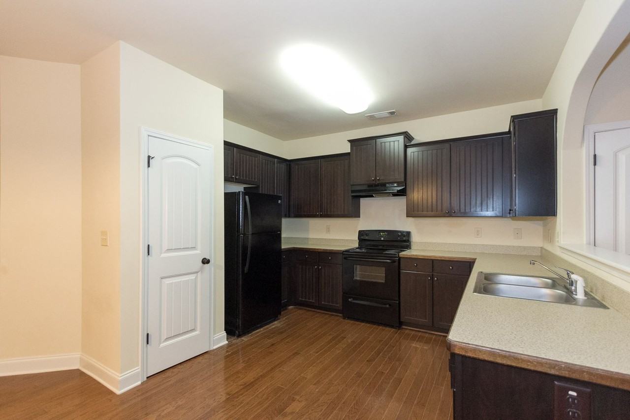 177 Turtle Creek Dr - Photo 4 of 27