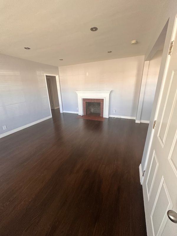 12208 Burl Ave - Photo 4 of 21