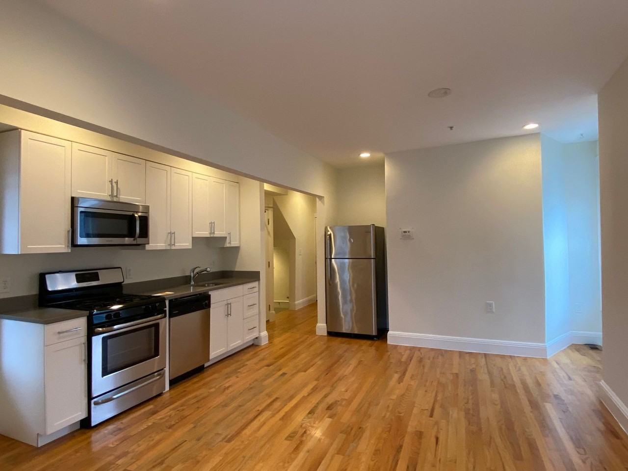 8 Brainerd Rd - Photo 4 of 11