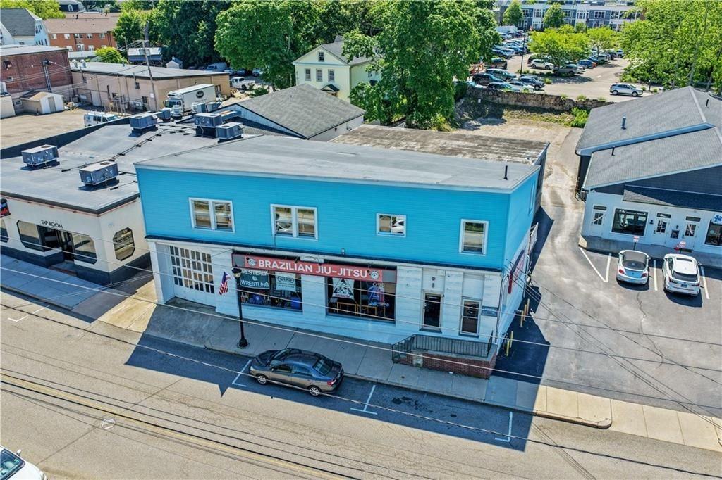 33 Railroad Ave ##2