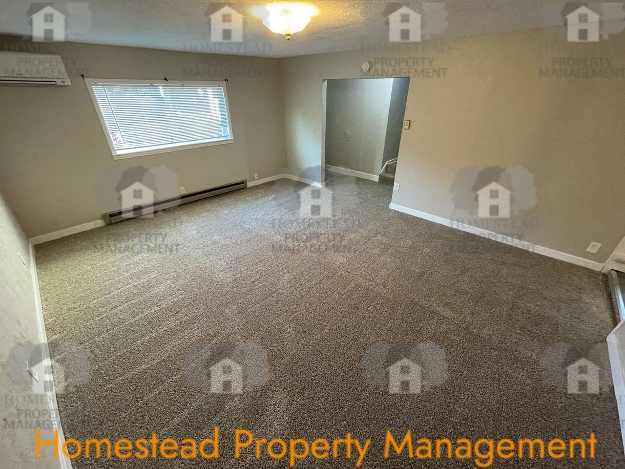 1805 Market St Ne - Photo 3 of 15
