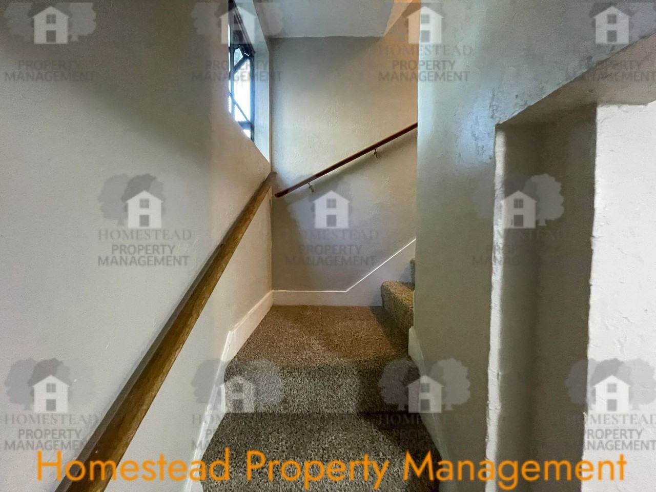 1805 Market St Ne - Photo 7 of 15