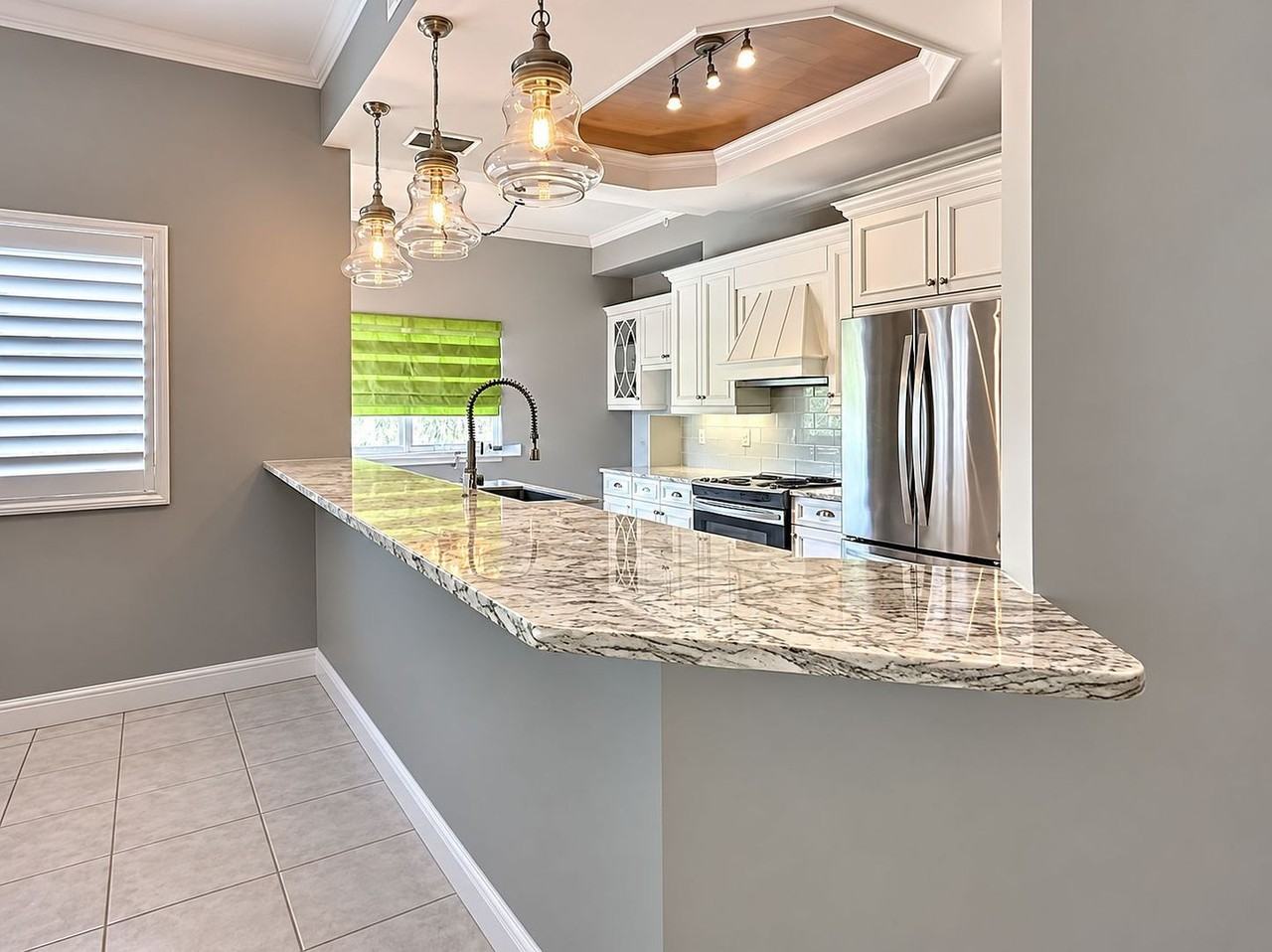 14815 Laguna Dr #103 - Photo 2 of 22