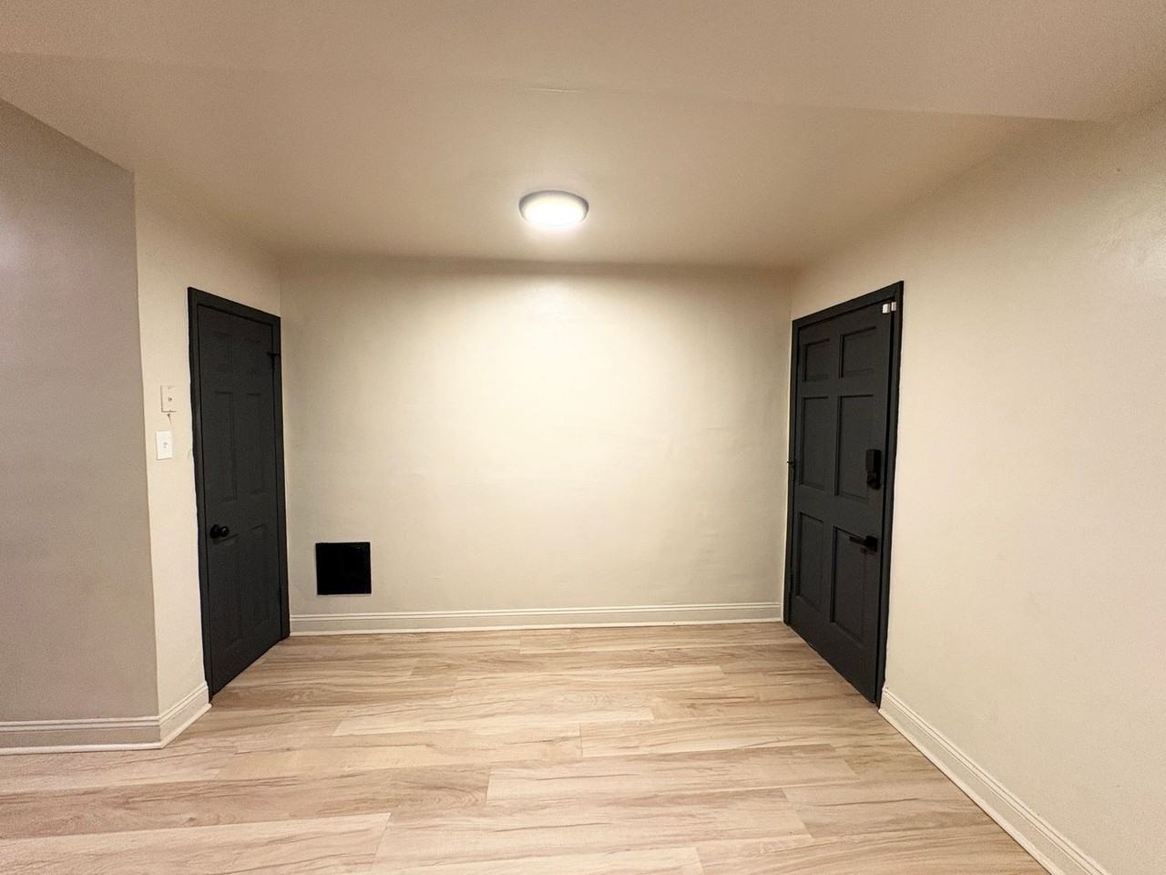 4521 Pennsylvania Ave - Photo 3 of 9